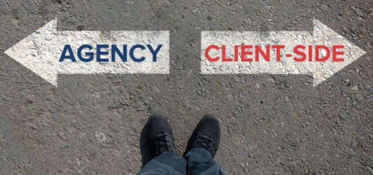 Sisi agensi atau sisi klien?